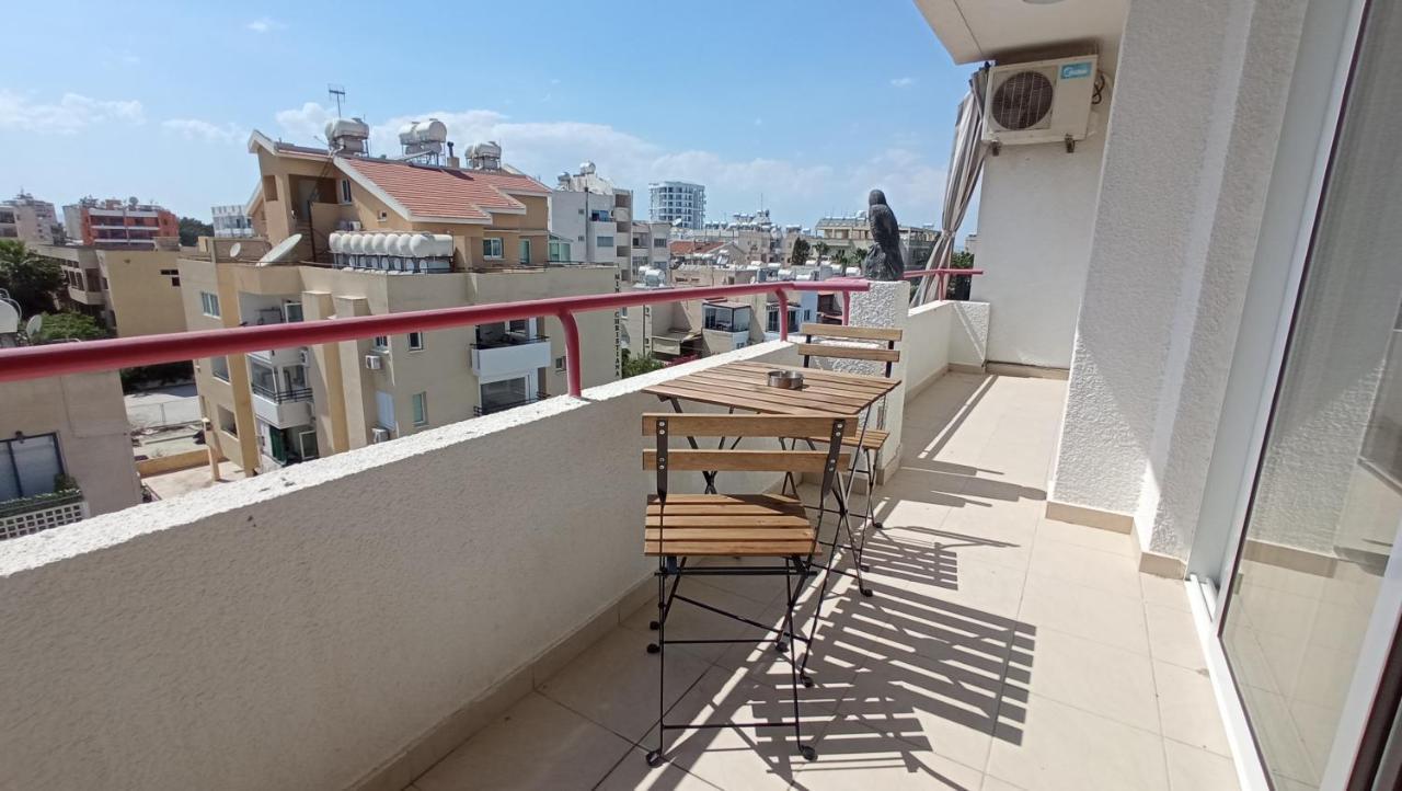 5 Min To The Beach Holiday Shared Apartment Incl Netflix - Private Room In 3 Bdr Apt Larnaca Ngoại thất bức ảnh